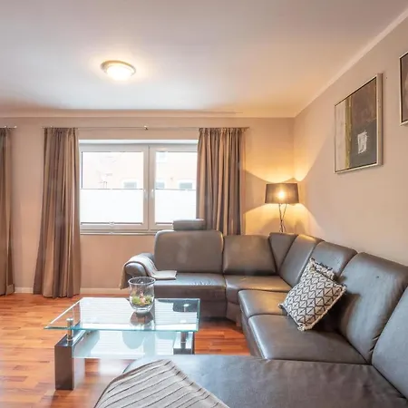Luv & Lee Apartment